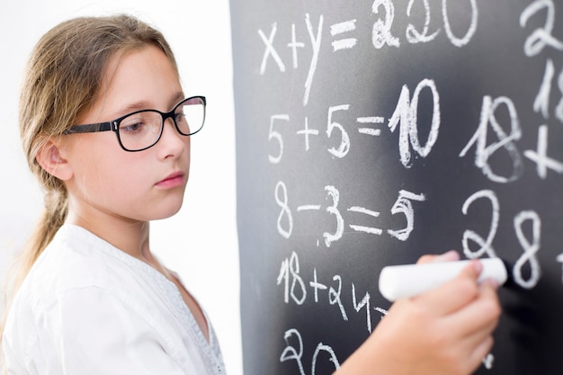 Jak efektywnie rozwijać kompetencje matematyczne uczniów?