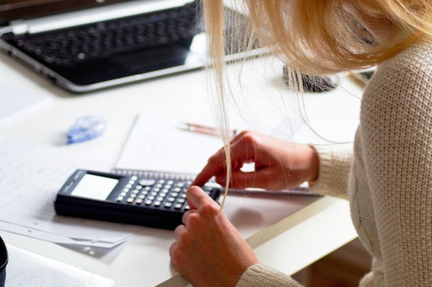 Czym właściwie jest księgowość i dlaczego jest ważna dla firm?